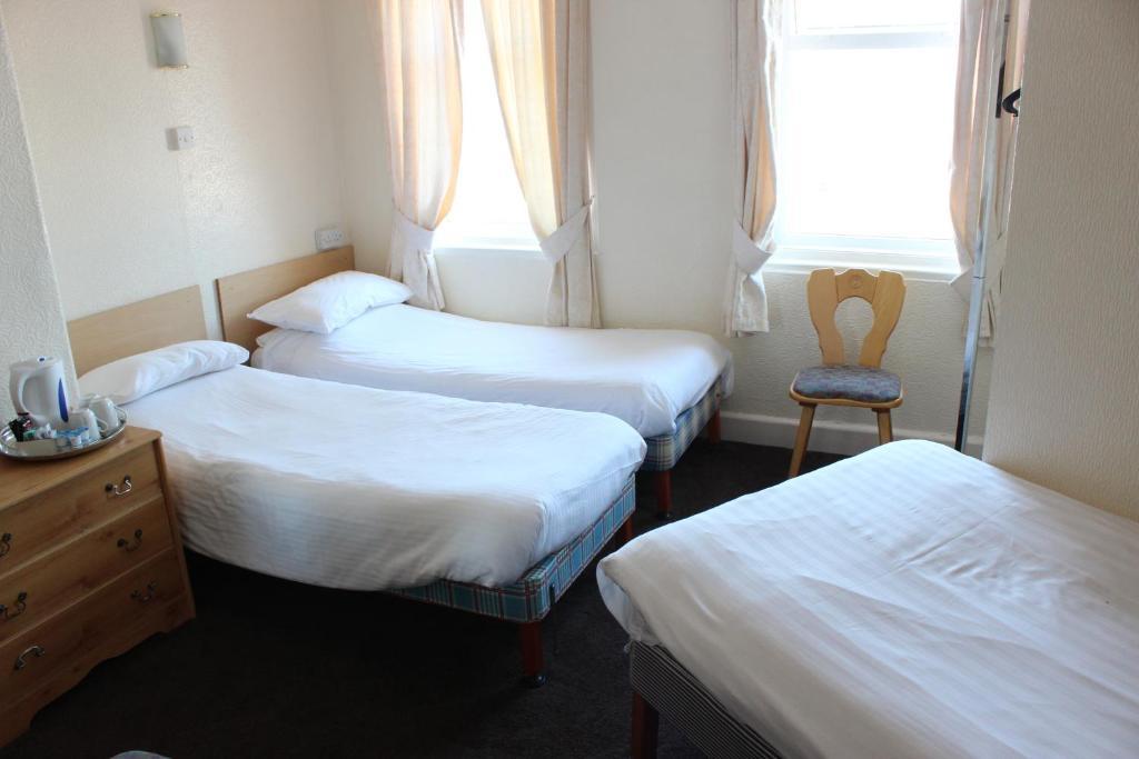 The Colwyn Hotel - Near Pleasure Beach ブラックプール 部屋 写真
