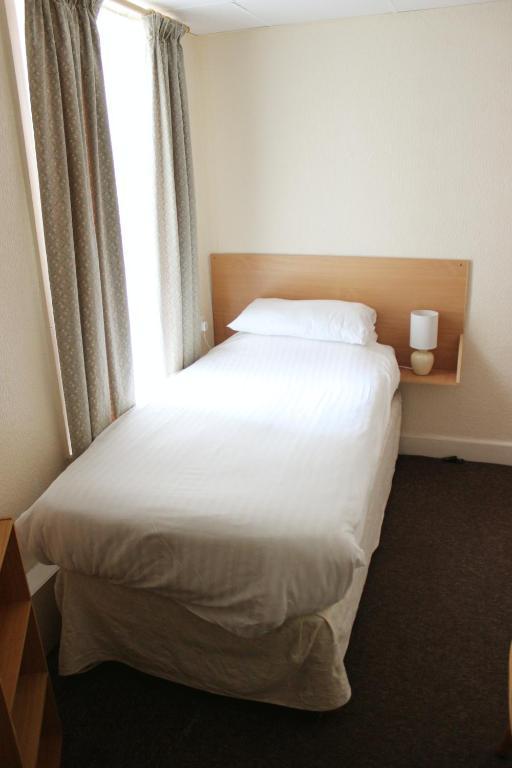 The Colwyn Hotel - Near Pleasure Beach ブラックプール エクステリア 写真
