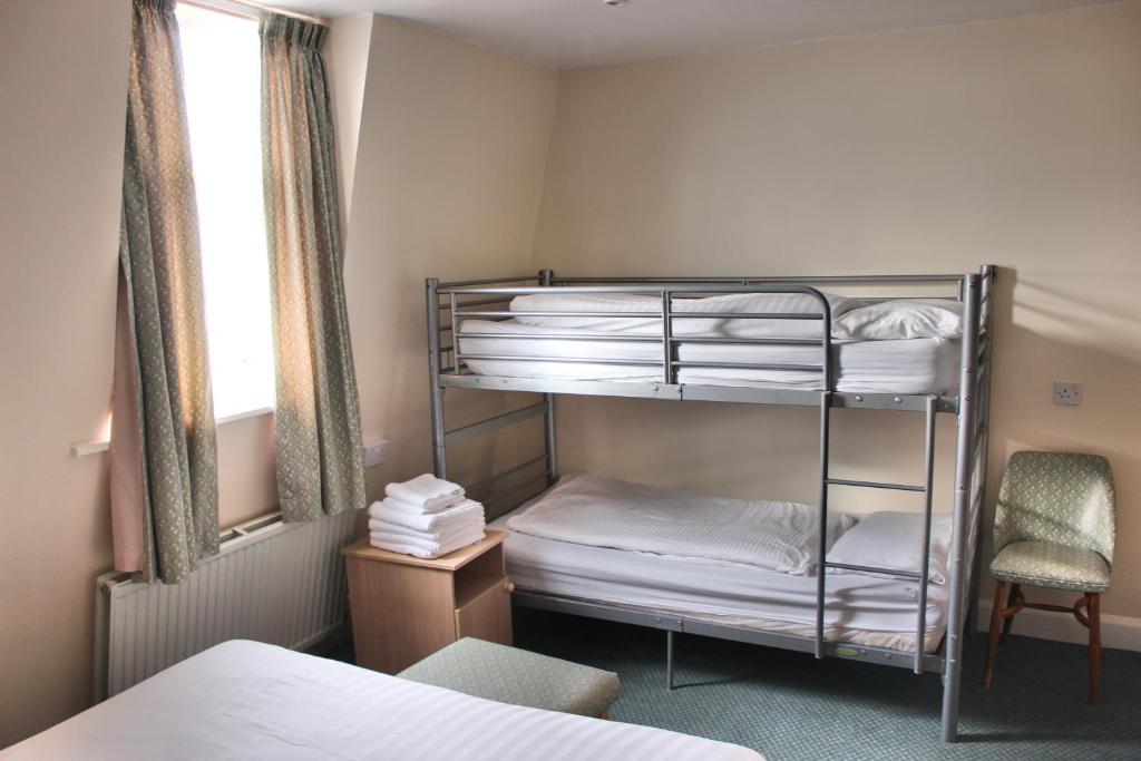 The Colwyn Hotel - Near Pleasure Beach ブラックプール エクステリア 写真