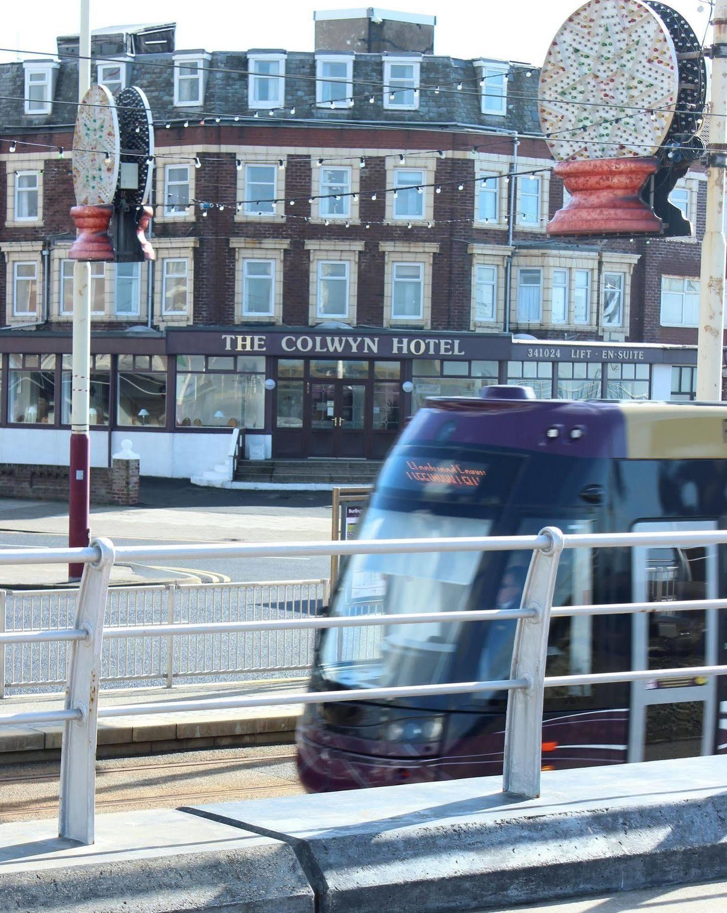 The Colwyn Hotel - Near Pleasure Beach ブラックプール エクステリア 写真