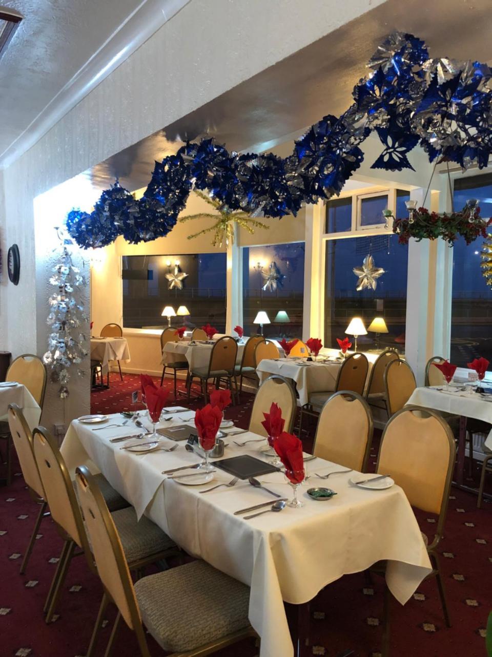 The Colwyn Hotel - Near Pleasure Beach ブラックプール エクステリア 写真