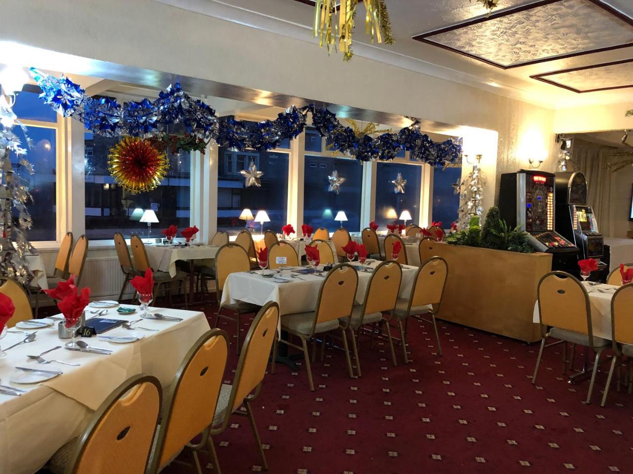The Colwyn Hotel - Near Pleasure Beach ブラックプール エクステリア 写真