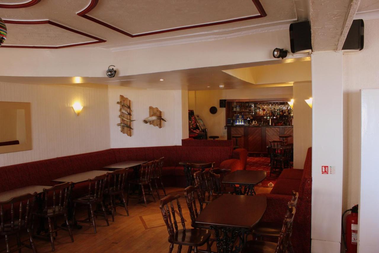The Colwyn Hotel - Near Pleasure Beach ブラックプール エクステリア 写真