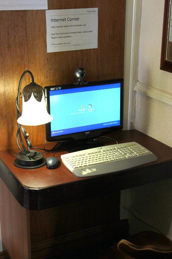 The Colwyn Hotel - Near Pleasure Beach ブラックプール エクステリア 写真